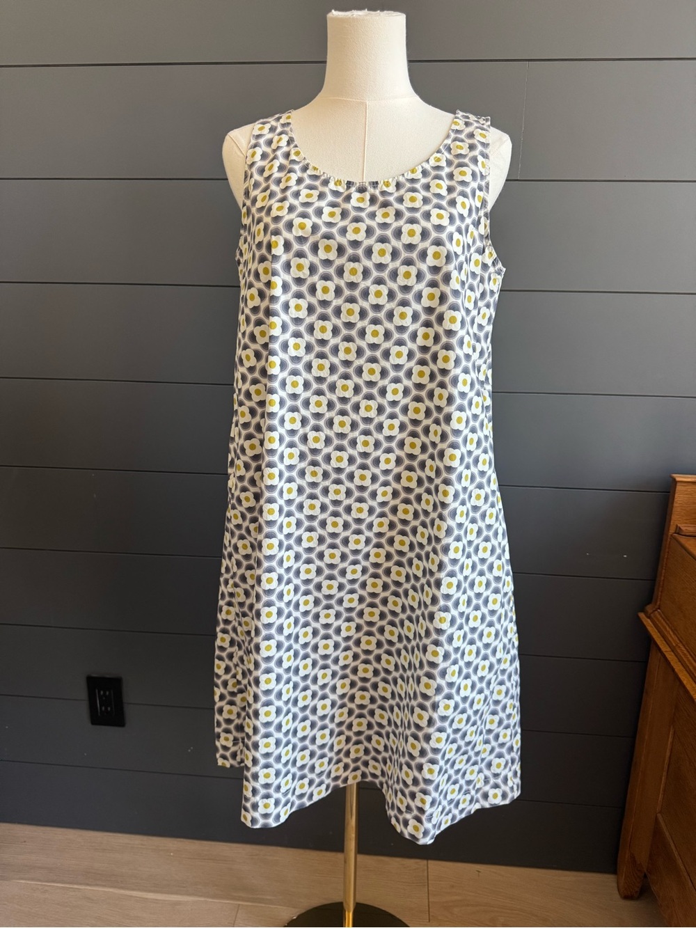 Orla Kiely Sleeveless Mini Dress for UNIQLO Yellow White Gray Retro Cottagecore